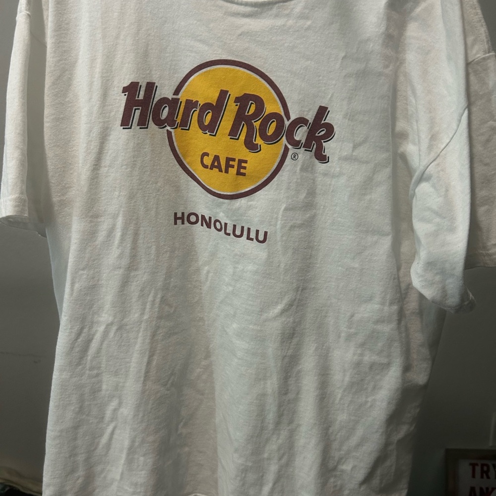 Hard Rock Cafe White and Yellow Logo Tee